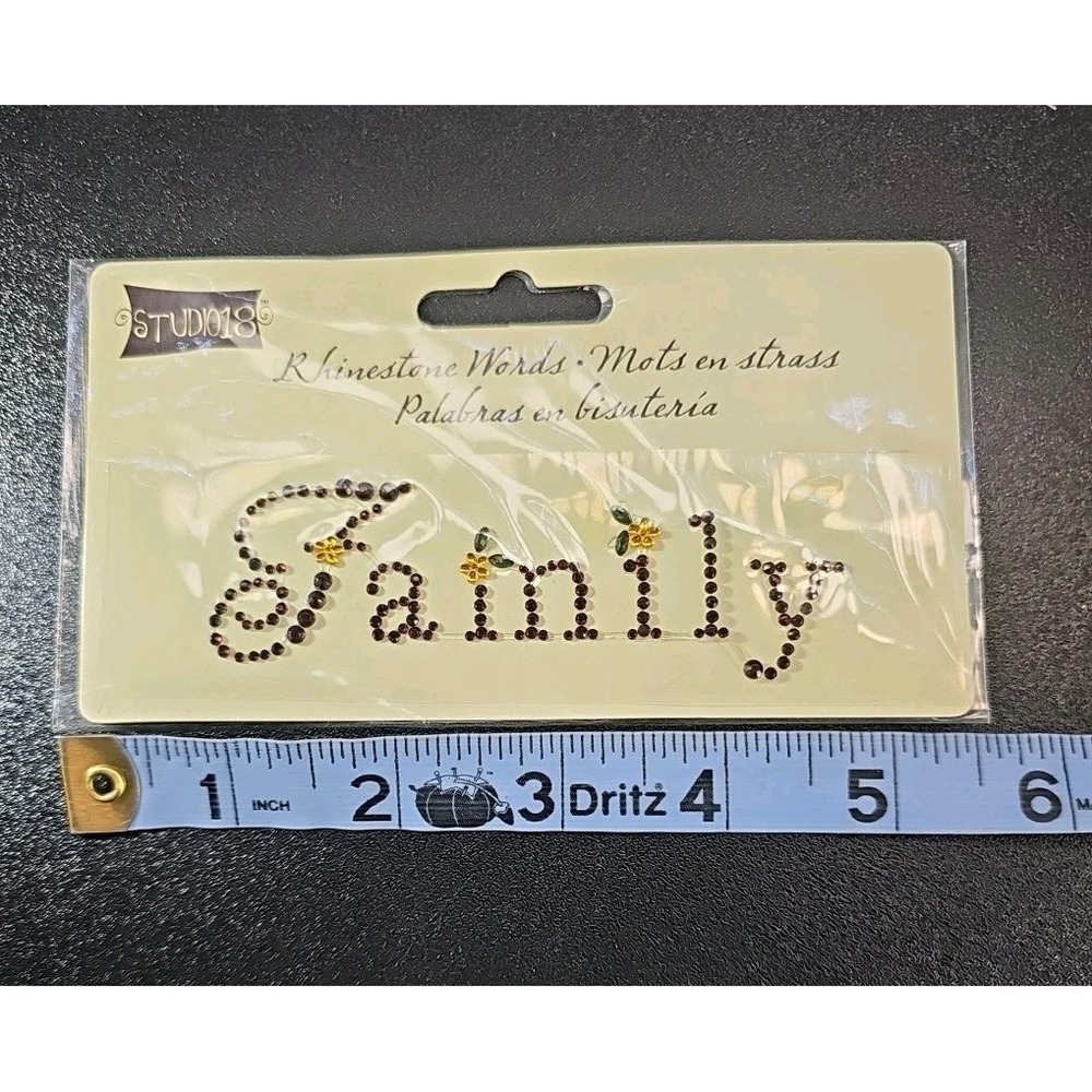 Studio 18 Autumn Days Rhinestone Words Sticker Fall Embellishment Family